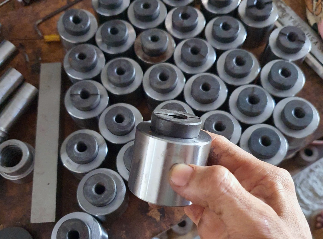 Kẹp cáp 2 mảnh