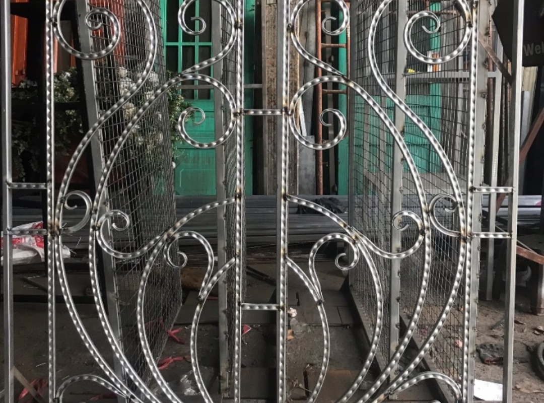 HOA VĂN CỬA SỔ