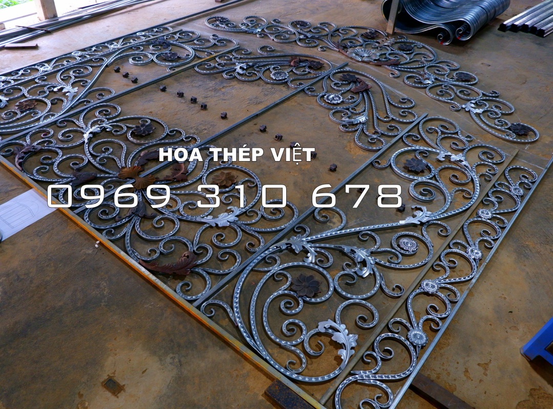 Cổng sắt hộp uốn 4 cánh đẹp nhất